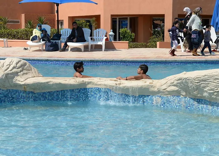 Savanna Empire Spa & Resort Szálloda