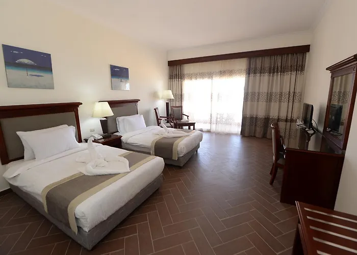 Savanna Empire Spa & Resort Ataqah