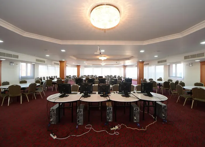 Szálloda Savanna Empire Spa & Resort 4*